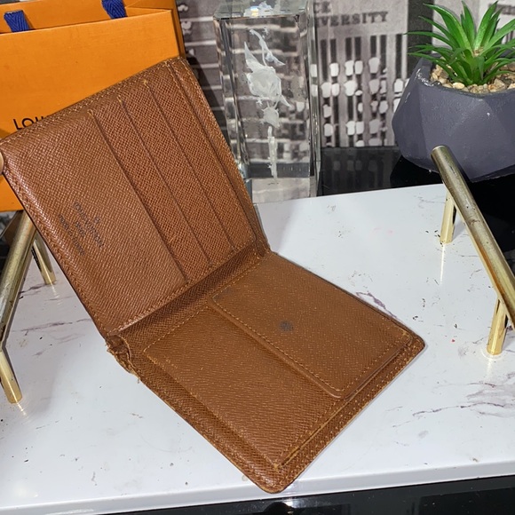 Authentic Louis Vuitton Monogram Marco Wallet - Picture 6 of 12